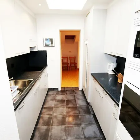 アパート Haus Cristal サース フェー