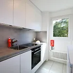 Haus Cristal
